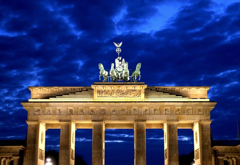 brandenburg-gate-g9b584411d_1920 brandenburg-gate-g9b584411d_1920